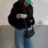 Manteau en fausse fourrure classique avec col large